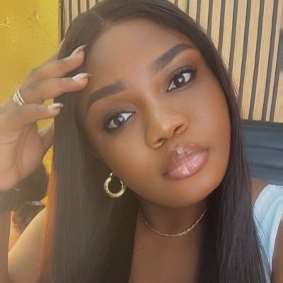 GloryC1976's profile picture. 📱AN ENTREPRENEUR ✳️  PERFUME ENTHUSIAST ✳️ GOD LOVER 💃 FEMINIST ✳️ HUMANIST 💃 CONTROVERSY QUEEN 💃 TREND SETTER...
