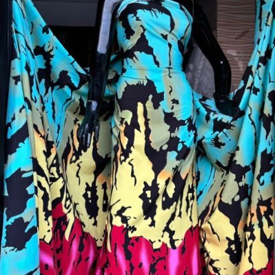 Fabric connoisseur. Sales of different fabrics (Crepe, Chiffon, Silk, Lace, Cashmere, Ankara ) etc. Wholesale and retail. Nationwide delivery (charges apply)