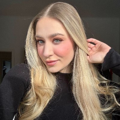 EleanorNiwa's profile picture. I am a project manager racing against the future - my track is green energy storage technology. Every day, my work revolves around how to transform those exciti