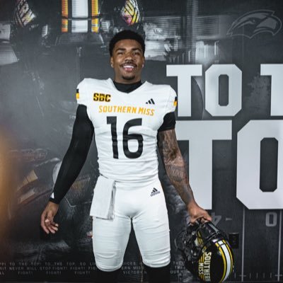 Quarterback @southernmissfb C/o 2025 6,1 210lbs •GPA/3.8 Business inquires: redell@indemandcreative.com