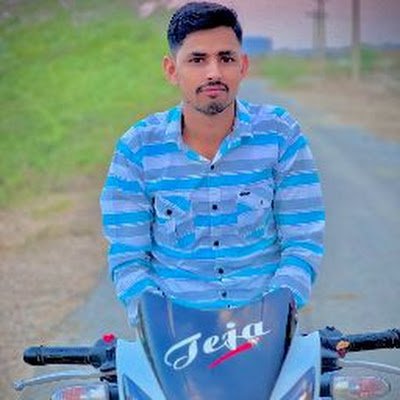MrGanesh8875's profile picture. Mr Navy