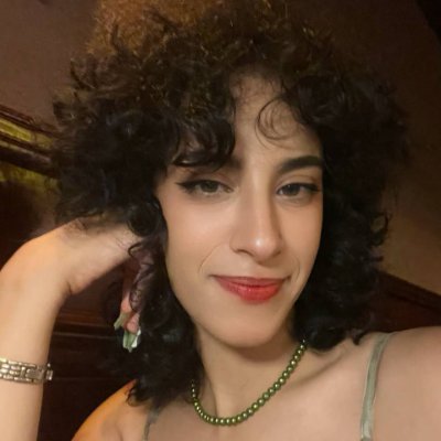 I initially came here just to follow the news and connect with like-minded people. I enjoy the outdoors, cooking and learning❤❤!🇺🇸