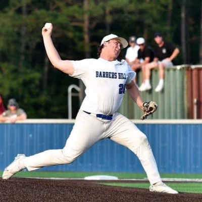 2025, 6’3”, 280 Lbs, RHP for Angelina Roadrunners Barbers⚾️