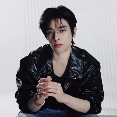 !! ˙🧷 ̟★──#제이크 #성훈 (🐩🦮) ──★ ˙🧷 ̟ !! 𝐡𝐨𝐦𝐨𝐩𝐡𝐨𝐛𝐢𝐜 𝐝𝐧𝐢 ๋࣭⭑────୨ৎ────⭑๋࣭ 240817🇲🇨 @ENHYPEN_members