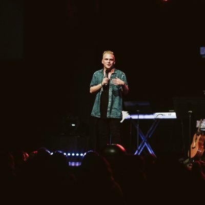 thecarsongillis's profile picture. finish your story
