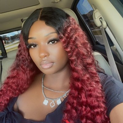 #TeamaTeam | 🔺🐘 | Jersey Born | Georgia Raised | 👑 ECLECTIC & UNLIMITED. | Book my services below (link)