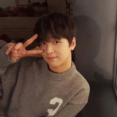 littleeeee1234's profile picture. dek68+1