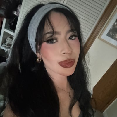 milkyst4r's profile picture. milf