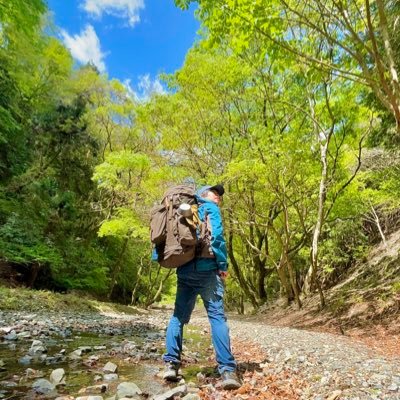 #ギター #TUBE #春畑道哉 さん、#登山 #アウトドア #キャンプ #ゆるキャン△#ヤマノススメ #釣り #ナイフ #メダカ #イモリ などなど…好きなことが沢山(笑)TUBE、春畑道哉さんが大好きで弾いてみた動画をメインに時折キャンプ動画、趣味全開でYouTubeチャンネルも更新しております。