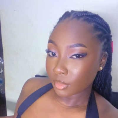 Unflinching Calm, Stoic (as some say) // B. MLS(Chem. Path) // I do not remind you of anybody, my energy is distinctive. Like nicotine,I could be addictive 🤤