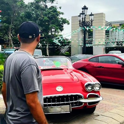 zllHkhan's profile picture. 