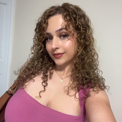 _valeriamartiin's profile picture. 