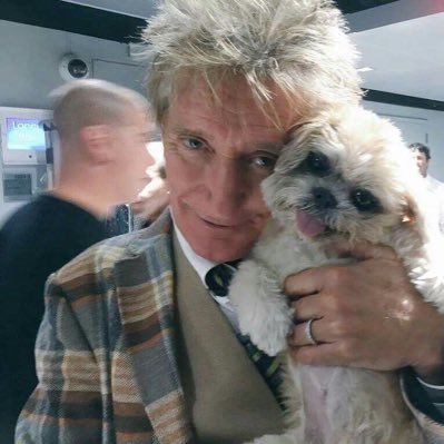 Private fan convos • Golf Club intros • Warner/Rhino legacy. 🎸{rodstewart.ctkmgmt.com@gmail.com}