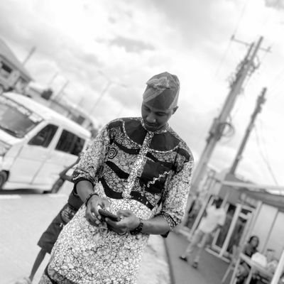 Prosper657's profile picture. the only way to success, is beliving in God.