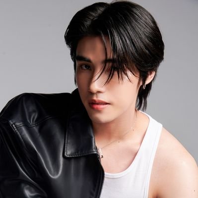 UpPoom5201314's profile picture. 我们总会在命运的节点彼此相遇