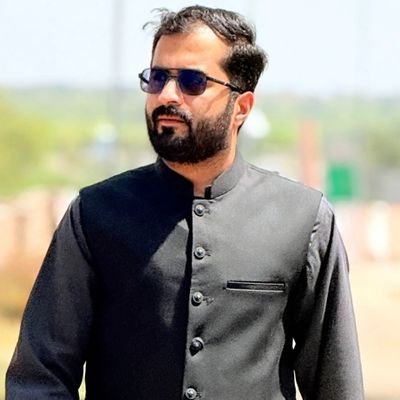 Angel in scrub with the licence to heal 🌱
Cardiology Resident 🫀 (FIC) |
| Former MO @ RHC Munday Chakwal |
Former HO @ Aziz Fatimah Hospital | 🩺⚕️