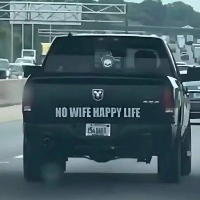 Earforyou_'s profile picture. ❔