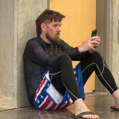 #BootUp. Proud deplorable. #MAGA. LSU TIGERS fan 🐅. BJJ Blue Belt 🤙🏼. Happily married to an amazing woman. WWE fan, acknowledge my tribal chief ☝🏼