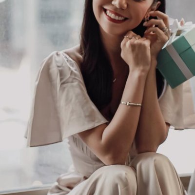 EiraTan256800's profile picture. Confidence is my superpower ✨🌟 Focused on the goal, living in style 💁🏻‍♀️🌸 | No room for fakes 🚫❌