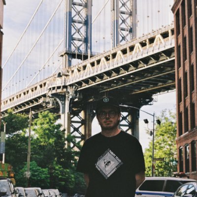 edgeofjonathan's profile picture. 