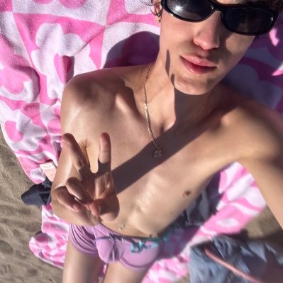 kinky sub twink🩷 SIZE 10👣 cashapp: $sfnattee🐷💌 💦 https://t.co/jKEE7mg0Wc