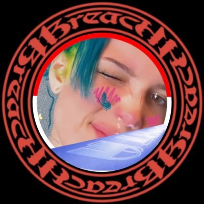MULTIFANDOM mom/wife/accountant. TØP-Halsey-Balu-Blusher-Sofia-flower-Taylor-Warning-nerdcore. Star Wars/Doctor Who/Star Trek. Marvel. LEGO. nature/cats/art