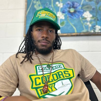 (Young Rhiz) Its only entertainment, enjoy my tweetz #Smackboy #Gamer👾#RQQ2DaBRUHZ 🩸⚡️🐶SPC 🐯 NSU 🔰♒️#HipHopArtists #Viberatory https://t.co/l0ceQru46x
