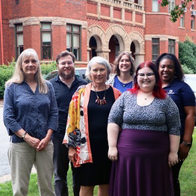 UNCG College of Arts and Sciences Advising Center serves first year students--fewer than 29 earned hours--in the College of Arts and Sciences.