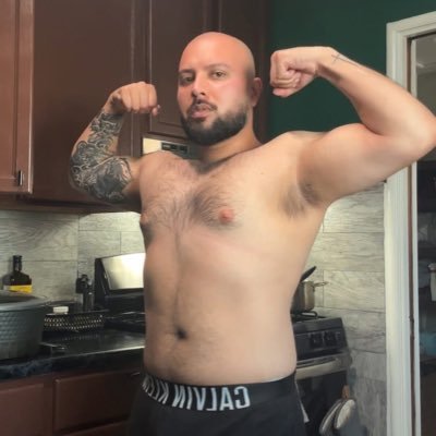 Fearless Guatemalan Papi 🌶️🇬🇹 El Príncipe Chapin 👑 SF Bay Area Verse Daddy 🌉🐻↕️ 420 ALL DAY 🔥💨 Pervy Pot Head Sage 🐸 Let's smoke 💚 DM for COLLABS