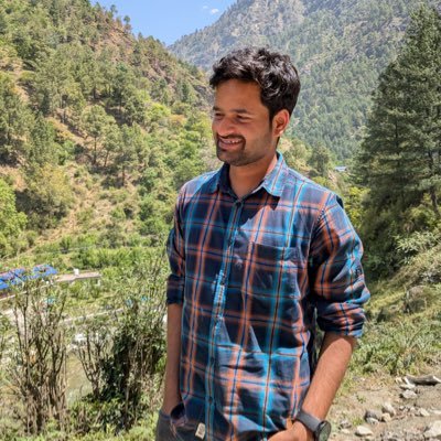 meraj_2k's profile picture. 👨‍💻 Software Engineer