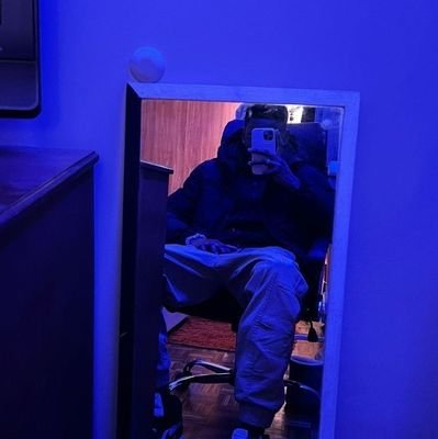 Agaji3007's profile picture. Football x Music 💙