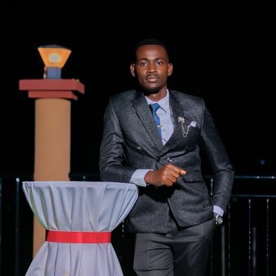 Intern pharmacist 🥼 ⏳ | NSOBA 🦁 |Born a leader📌 | Barcelona💙❤💯 | @kasasi_fc | Alpha male | Rugby lover @walukubarugbyug