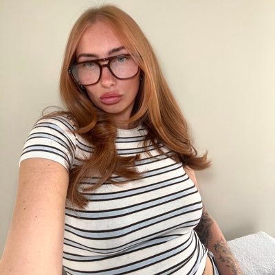 CaseyEdwardsXx's profile picture. 