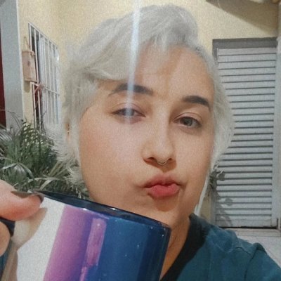 Giovanna Krawczyk • Master of Creative Chaos • Illustrator • Writer
