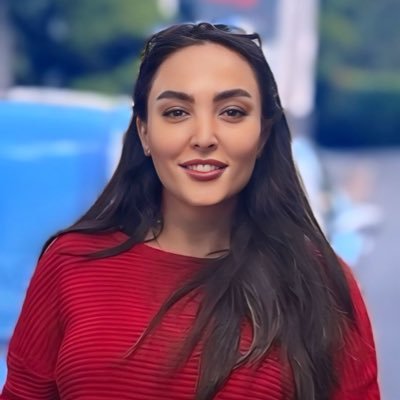 Jede Narbe erzählt ihre eigene Geschichte. 💍❤️ Atheist. بردو جهان نمیدهم یک سر تار موی تو
