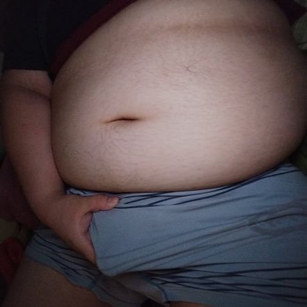 DxnielRmz's profile picture. Gordo Bi Activo 😏✨
Morboso
Me encantan los gordos tetones