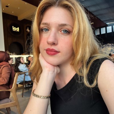 ivanasert61's profile picture. 