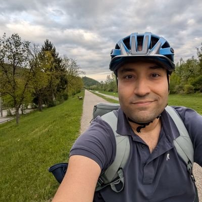 Ali23955's profile picture. 