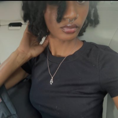 https://t.co/H6BRsIQM3h • A Bi-sexsha • love anything to do w art, fashion & nature • film• ♑️