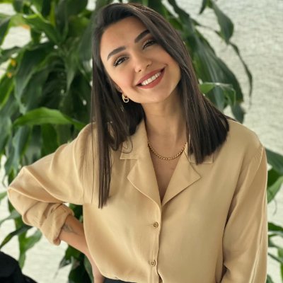 Solo mom 💁♀️ | Crypto addict 💹 | Baby store 🍼 | Laughs at everything 😂 | Proud MAGA | Good vibes only ✨🇺🇸