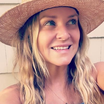 foetal surgeon at Grey Sloan Memorial// lesbian// Single// mom to sofia// RP account// #beautifulweirdo// fan account// Not Jessica// 18+