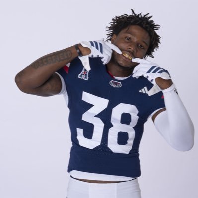 DB @faufootball | LLMYLOVEONES #JucoProduct All Conference 6’1 200 2x Dean’s List