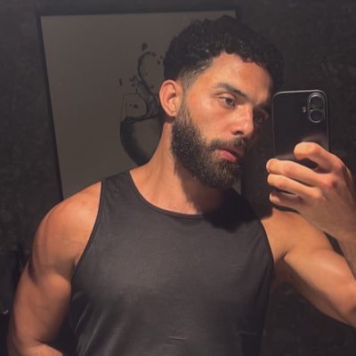 jotaborealis's profile picture. um realista esperançoso