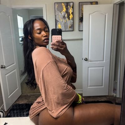 CarmenCa9882's profile picture. Big Boobs, Foot Content, Ass Photos 📸 And Shower 🚿 Content