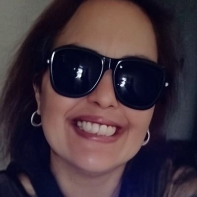 Se veio me ofender vai ter q se esforçar ❤️ Louca dos 6 gatos Carioca das Laranjeiras e Tricolor 🇭🇺 Amante da cultura pop Français/English Ela/She/Elle