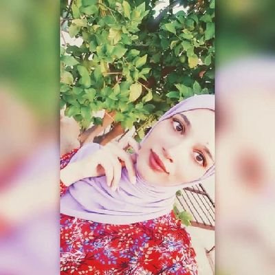 حينما التوى كاحلُ العالم اتّكأتُ على الكتابة ..🧡