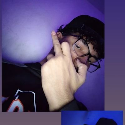 JhonnatCar19224's profile picture. 