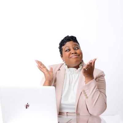 God first 🙌🏾 Wife 💍 Mom👩🏽🦱🤑stocks Trader 📊 Acclaimed Connector-in-Chief. Helping people find financial freedom with multiple streams of income 💎