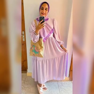 hebamaher94's profile picture. مش كل اللى بتقرأه هنا حقيقى فربما يكون من وحى 
خيال الكاتب وشكرا-
  Half teacher, half designer, full-time magician ✨