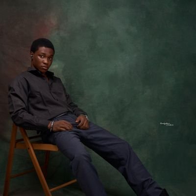 Emmyrate1234's profile picture. Lifestyle// fashion// Budding lawyer Entertainment law//
Fiat Justitia Raut Coelum ⚖️